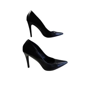 JustFab Women's Gisselle Black Leather Pointy Heels Size 9.5